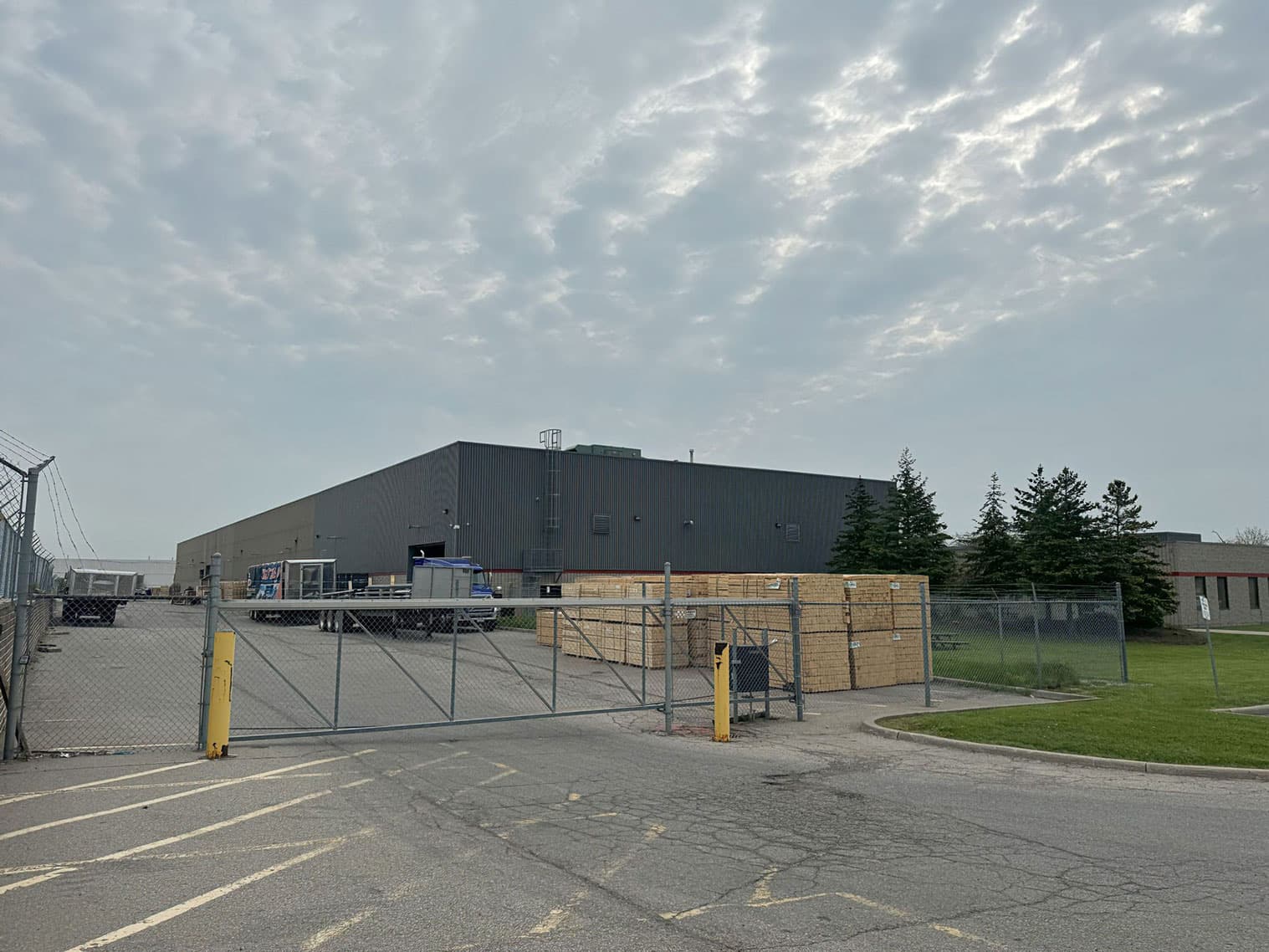 Warehouse and Office Headquarters