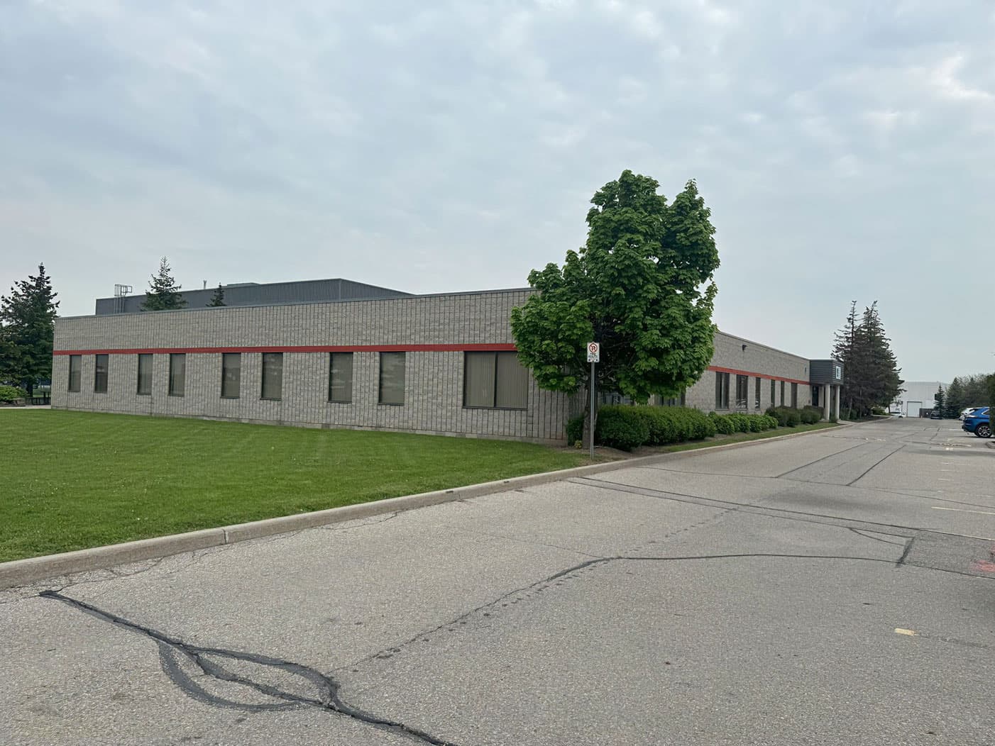 Warehouse and Office Headquarters — image 2